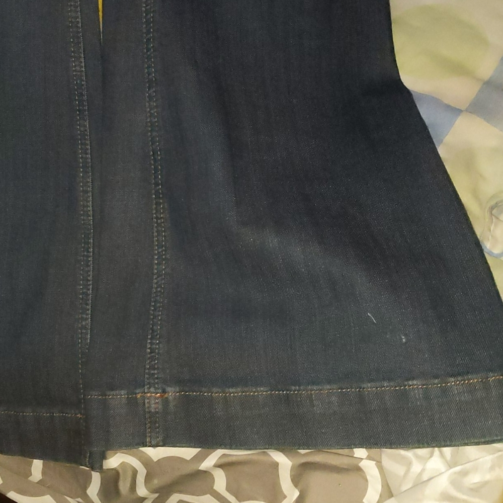 Jeans - Picture 2 of 4